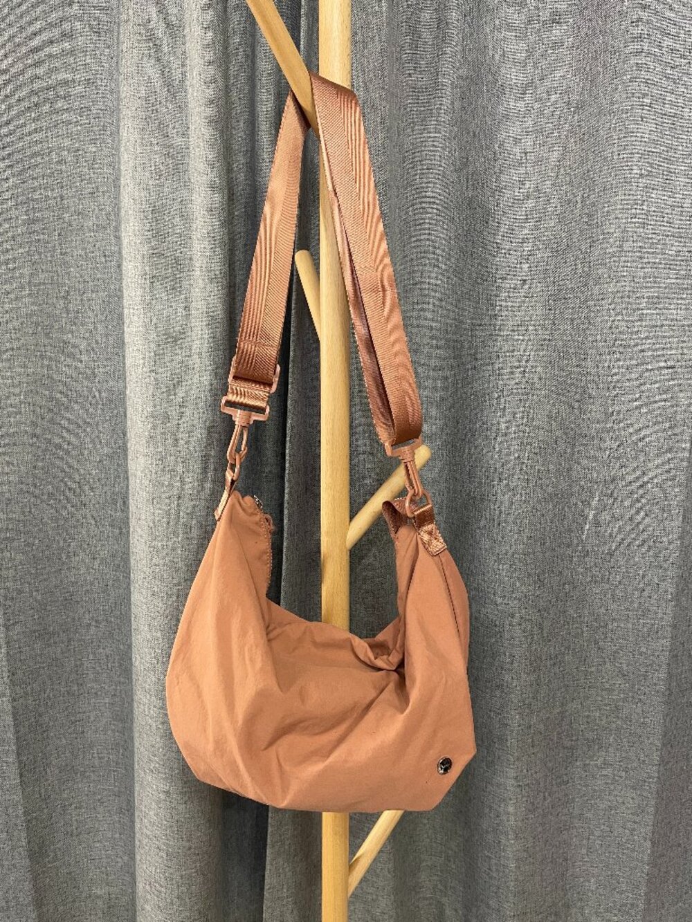 Bearpaw Dusty Rose Convertible Nylon Crossbody Slouch Bag